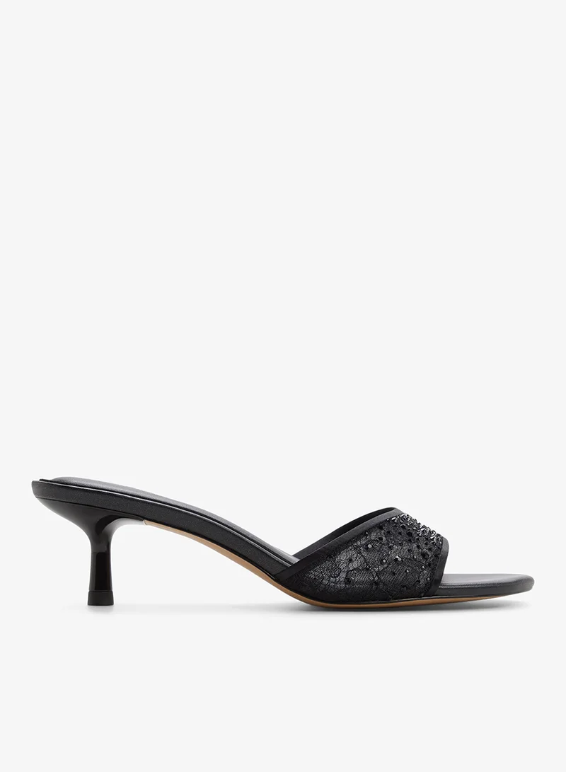 الدو صنادل كومودين بكعب